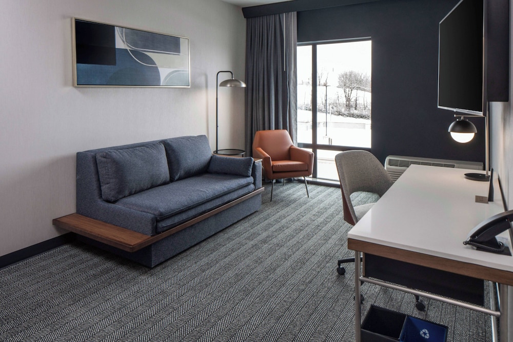 Courtyard by Marriott Jefferson City - photo 14