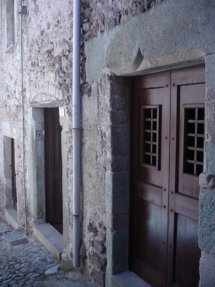 Albergo Diffuso S'Illustradu — hotel in Santu Lussurgiu