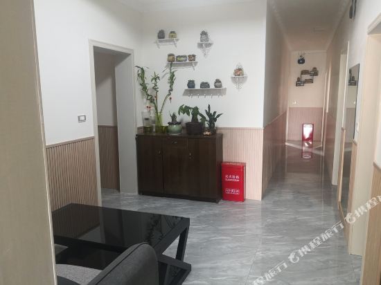 TianLong hotel — hotel in Jiulong