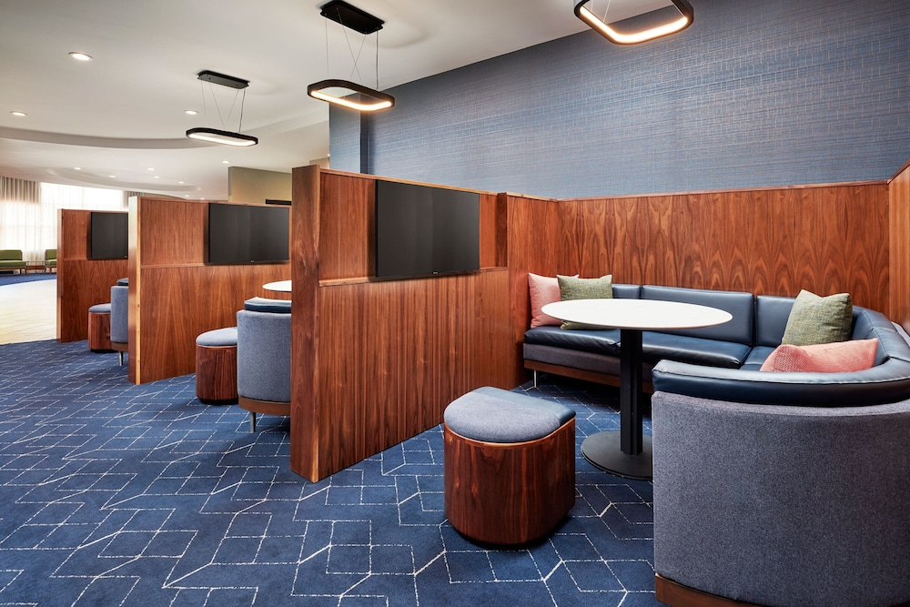 Courtyard by Marriott Vallejo Napa Valley - photo 37