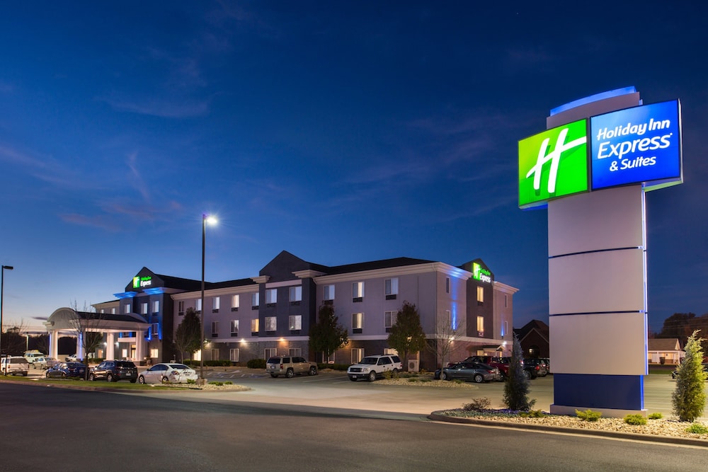 Holiday Inn Express Hotel & Suites Pittsburg by IHG - photo 77