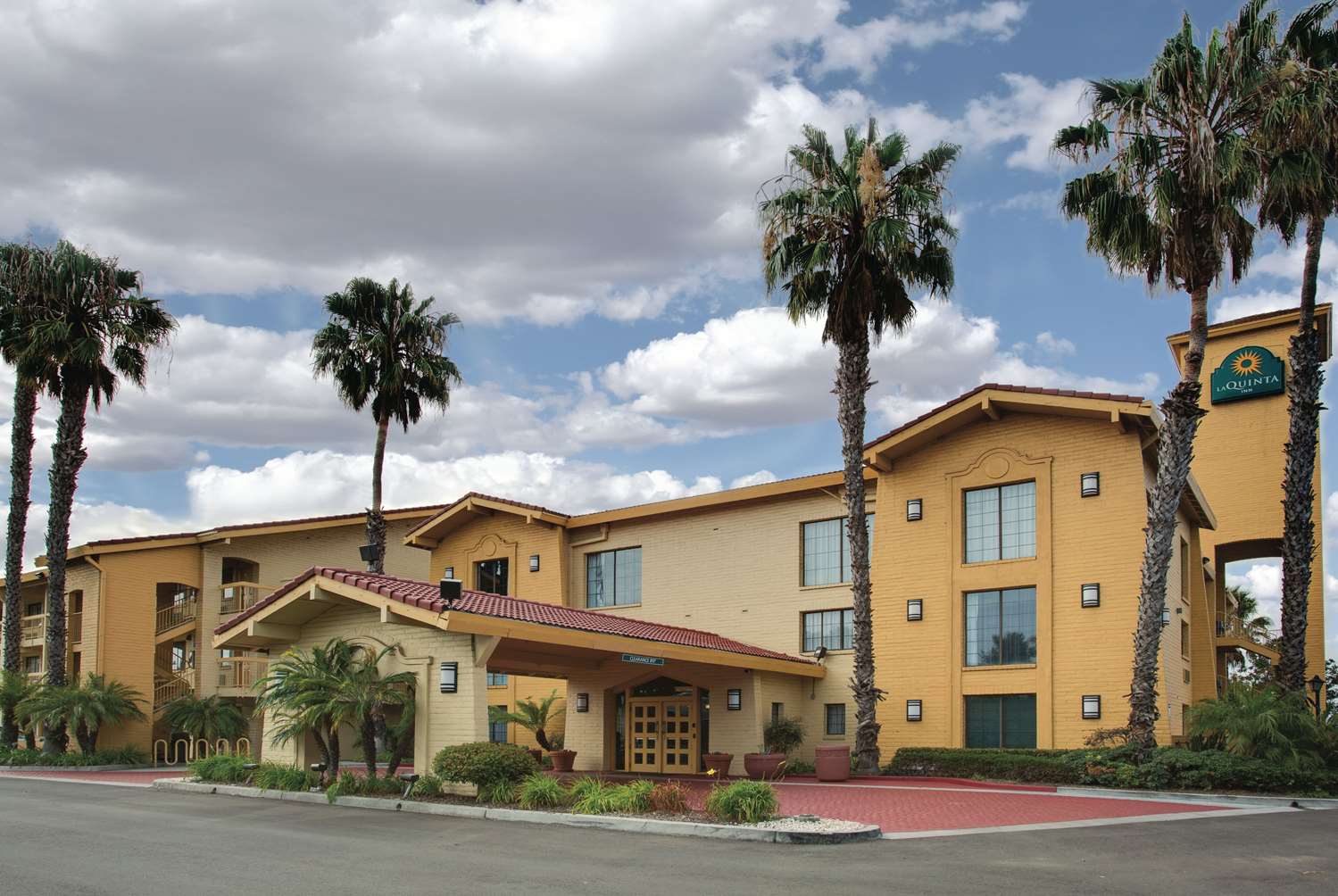 La Quinta Inn Ventura - photo 12