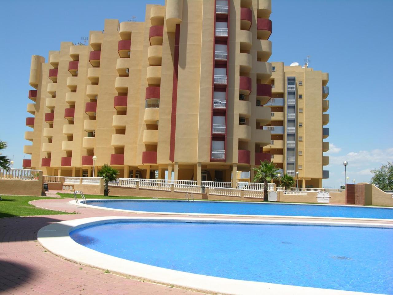 Los Miradores Del Puerto 3207 — 4-Star Luxury Hotel in La Manga Del Mar Menor, Spain