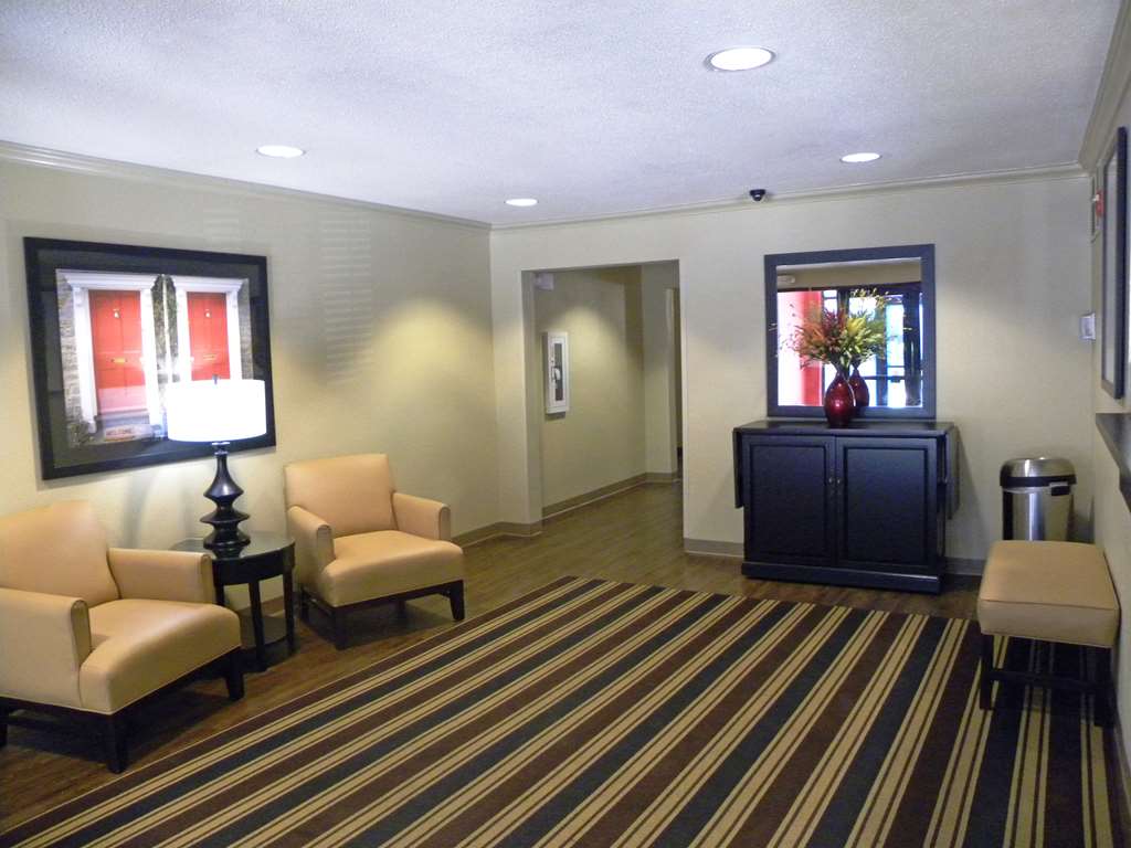 Suburban Studios Houston North I 45 - photo 3
