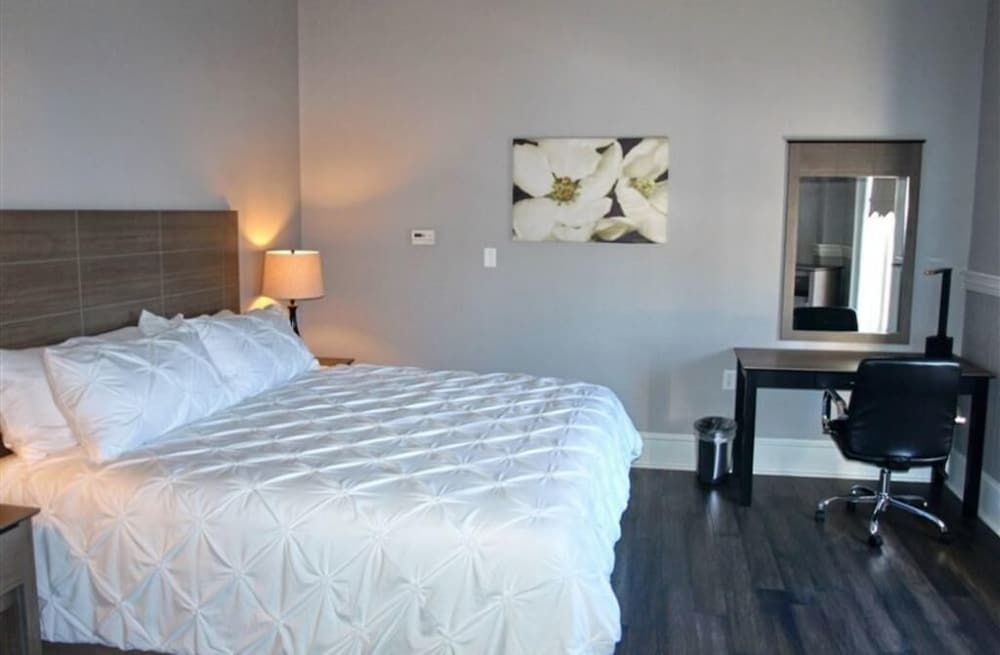 Cornerstone Inn - photo 8