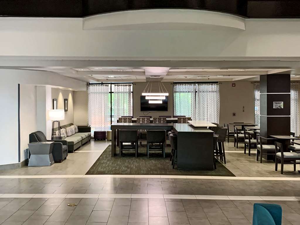 Comfort Inn & Suites Columbus North - photo 6