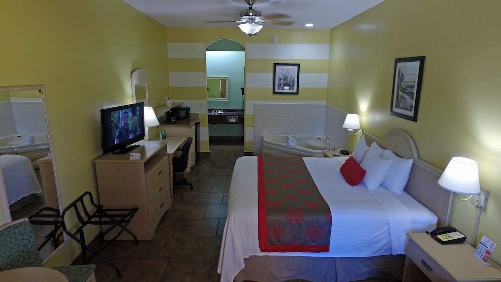 Ramada by Wyndham & Suites South Padre Island - photo 11