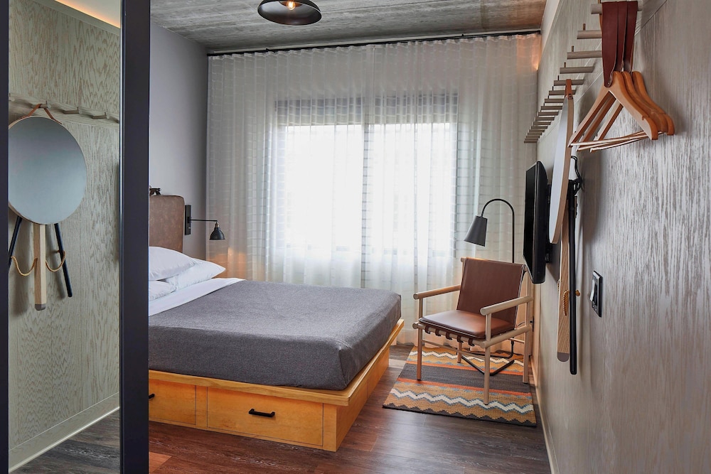 Moxy Chattanooga Downtown - photo 9