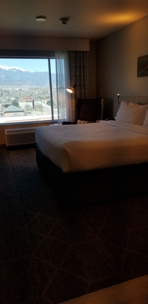 Hilton Garden Inn Colorado Springs Downtown - photo 17