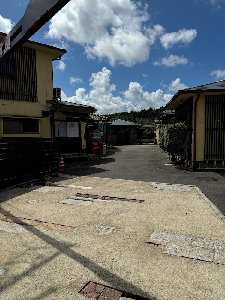 Village Lereve — Takeo