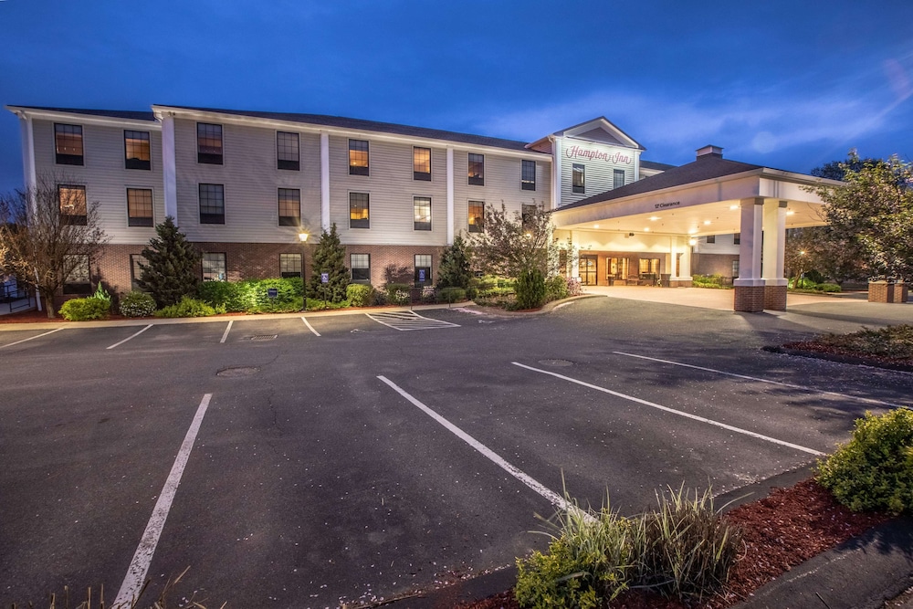 Hampton Inn Hadley Amherst Area - photo 32