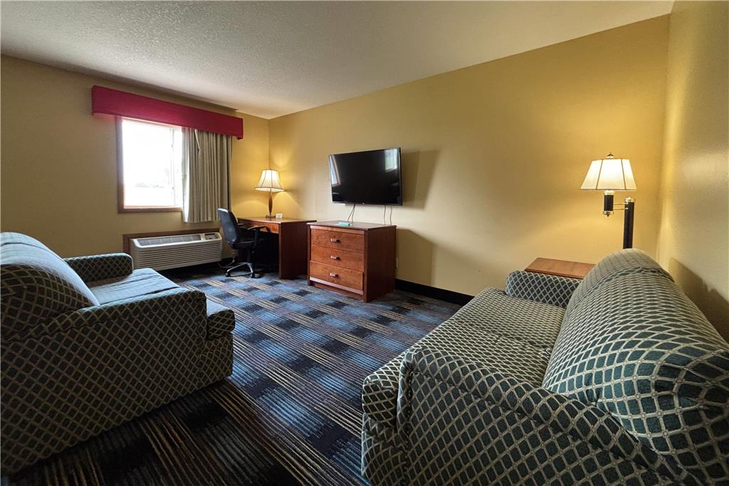 Super 8 by Wyndham Staunton - photo 14