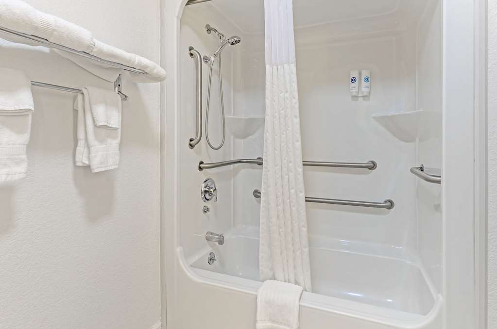 Comfort Inn Wytheville Fort Chiswell - photo 12