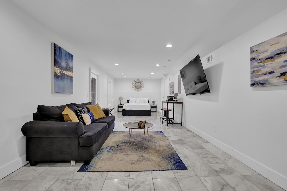 Stunning 6BR Buckhead OasisPrivate BathEachRoom — Atlanta — photo 4