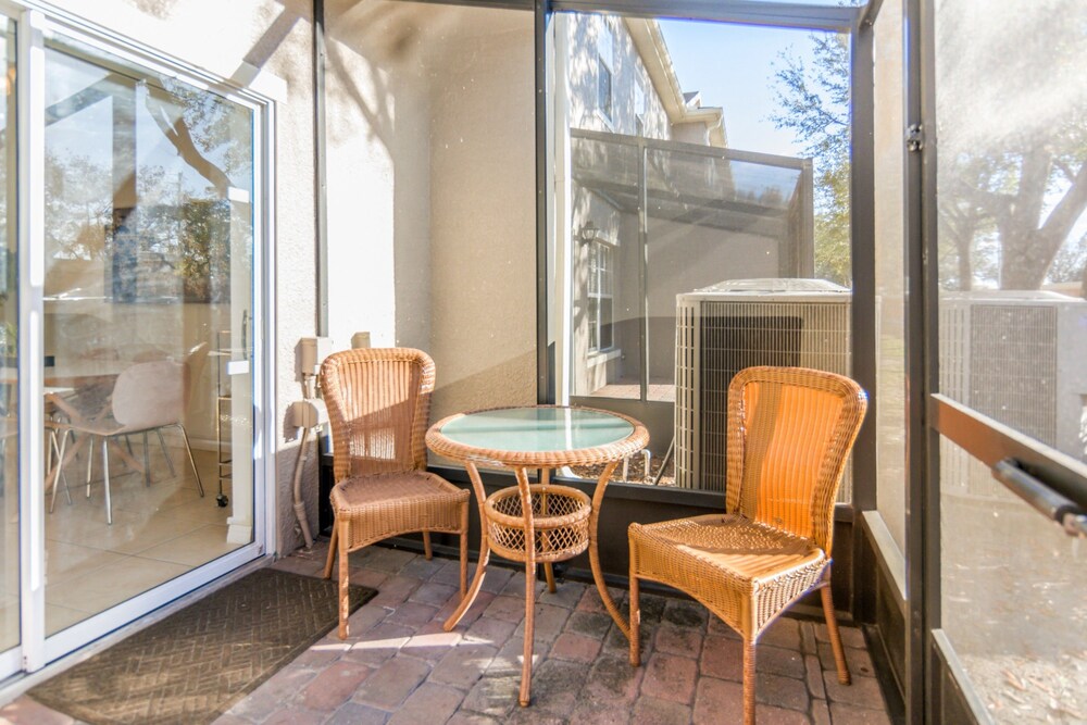 5Br 3Bath Private Townhome 13min Disney 1496ft - photo 24