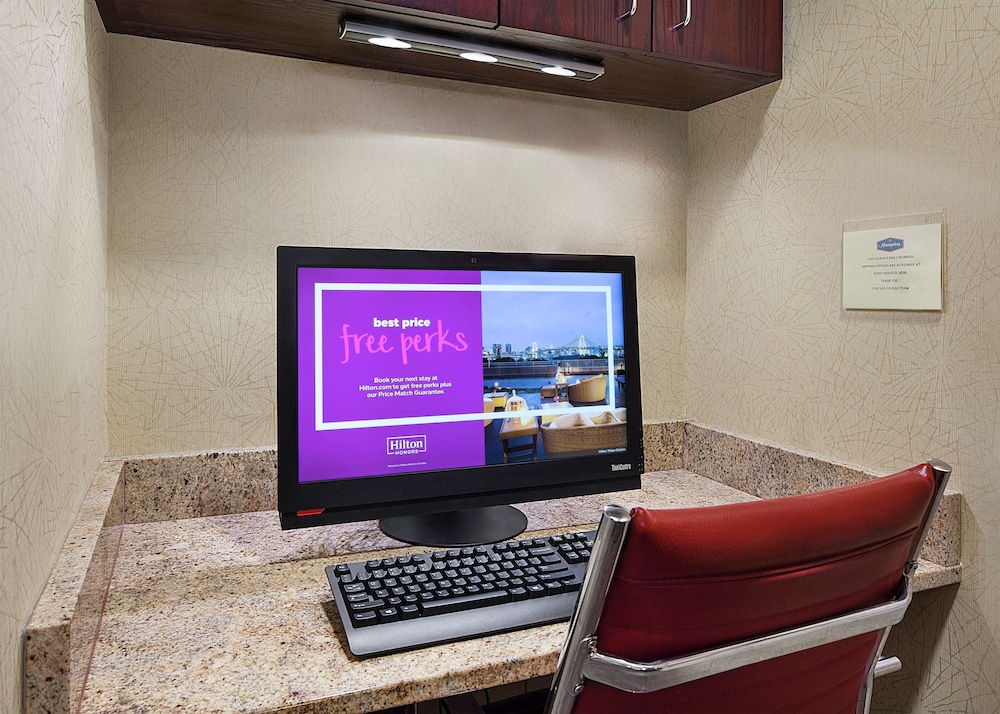 Hampton Inn Dallas Irving Las Colinas - photo 26
