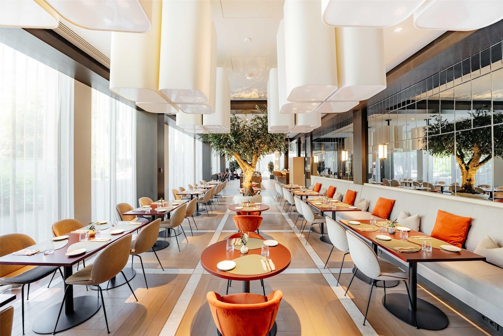 מזון ומשקאות