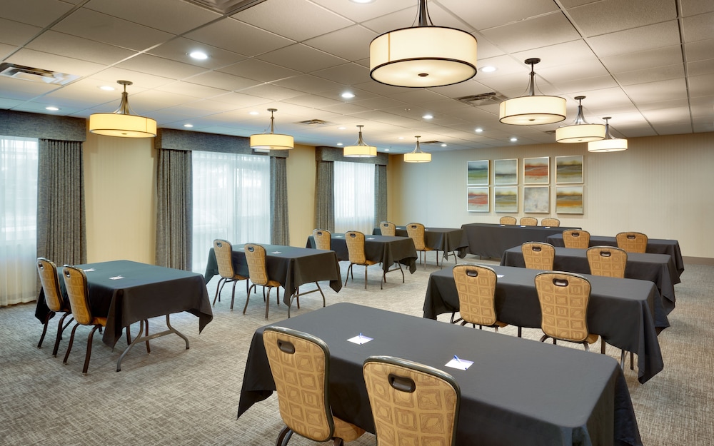 Holiday Inn Express & Suites American Fork North Provo by IHG - photo 44