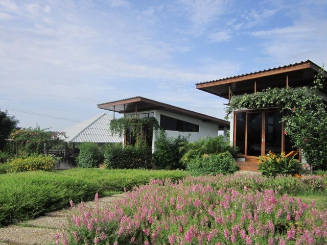Upcountry Bungalows — hotel in Thoeng