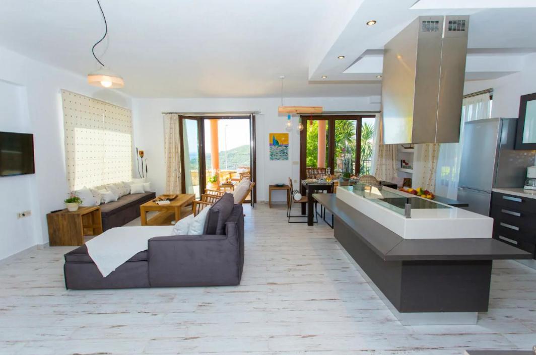 Amaryllis House — 4-Star Luxury Hotel in Parga, Greece