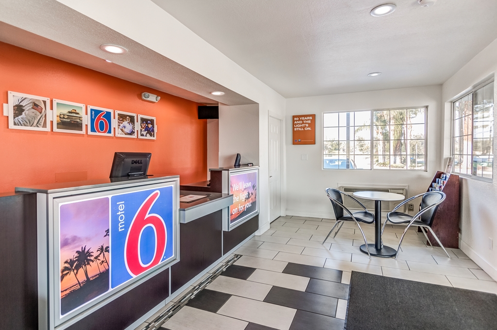 Motel 6 Visalia CA - photo 29