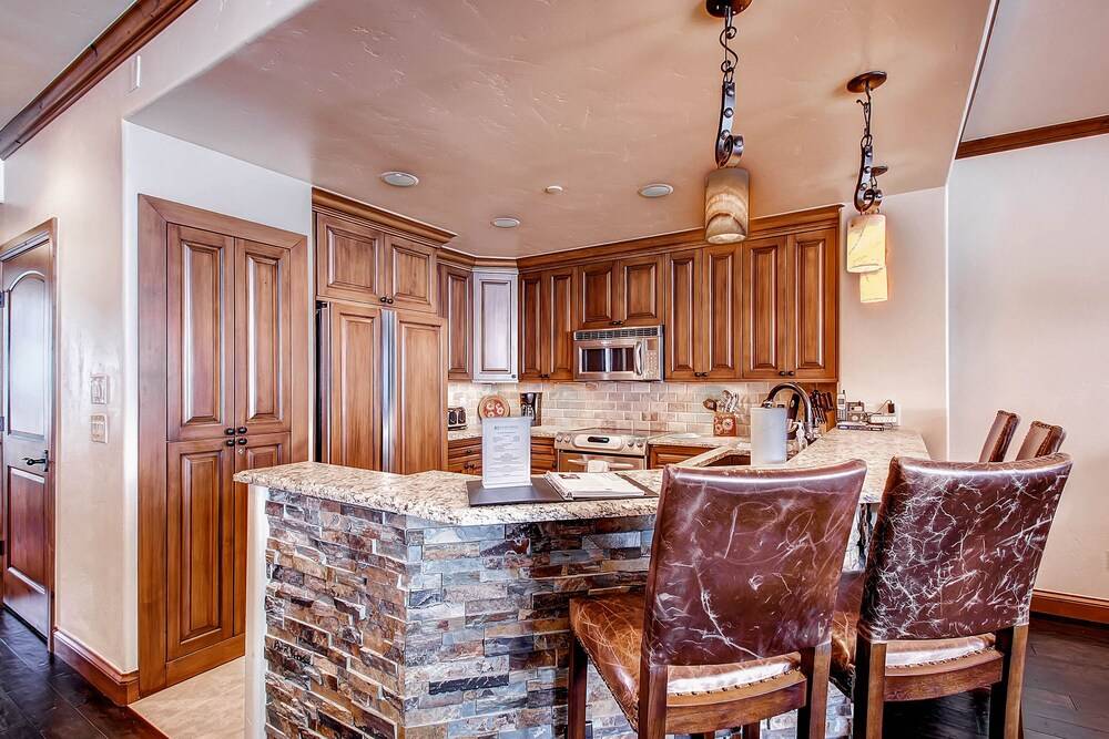 Highlands Slopeside by East West Hospitality - photo 190