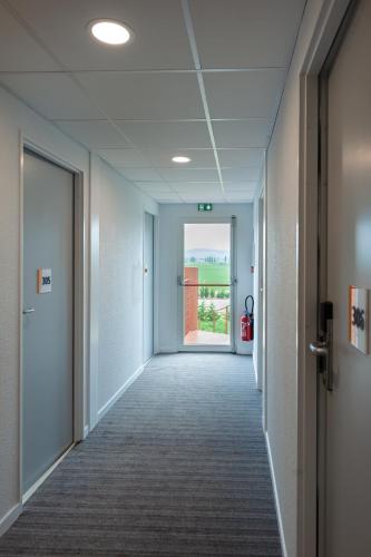 Lemon Hotel Montagny Les Beaune in Beaune, France