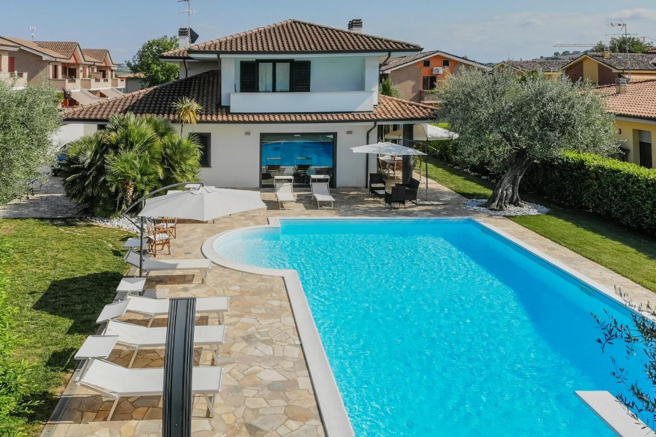 Villa Pepe — 4-Star Luxury Hotel in Ripe, Italy