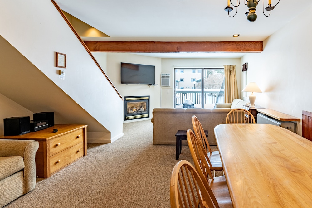 Smugglers' Notch Resort Private Suites - photo 82