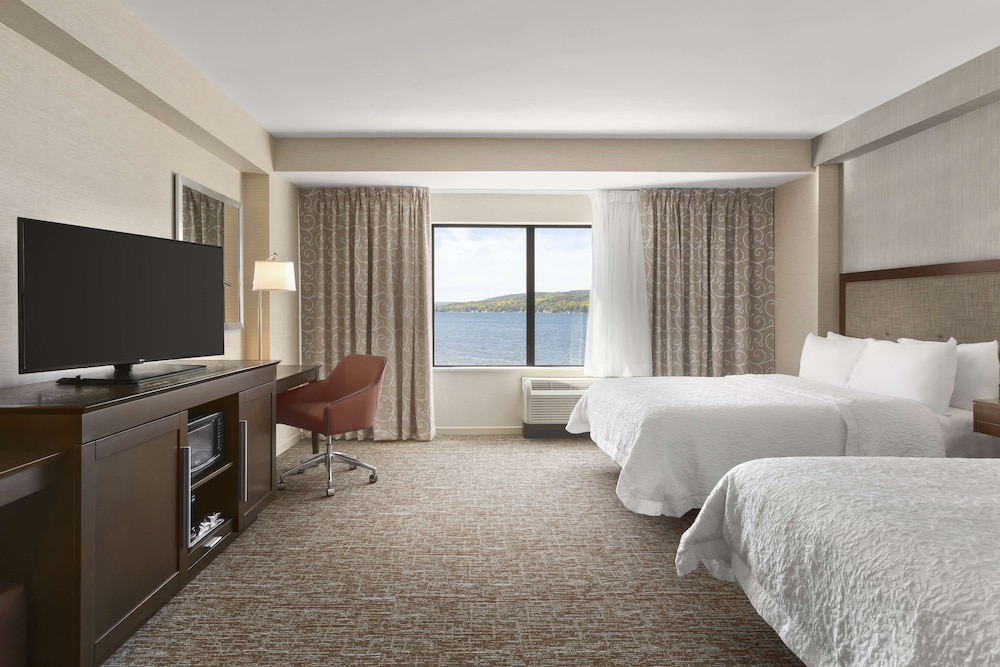 Hampton Inn Penn Yan - photo 21