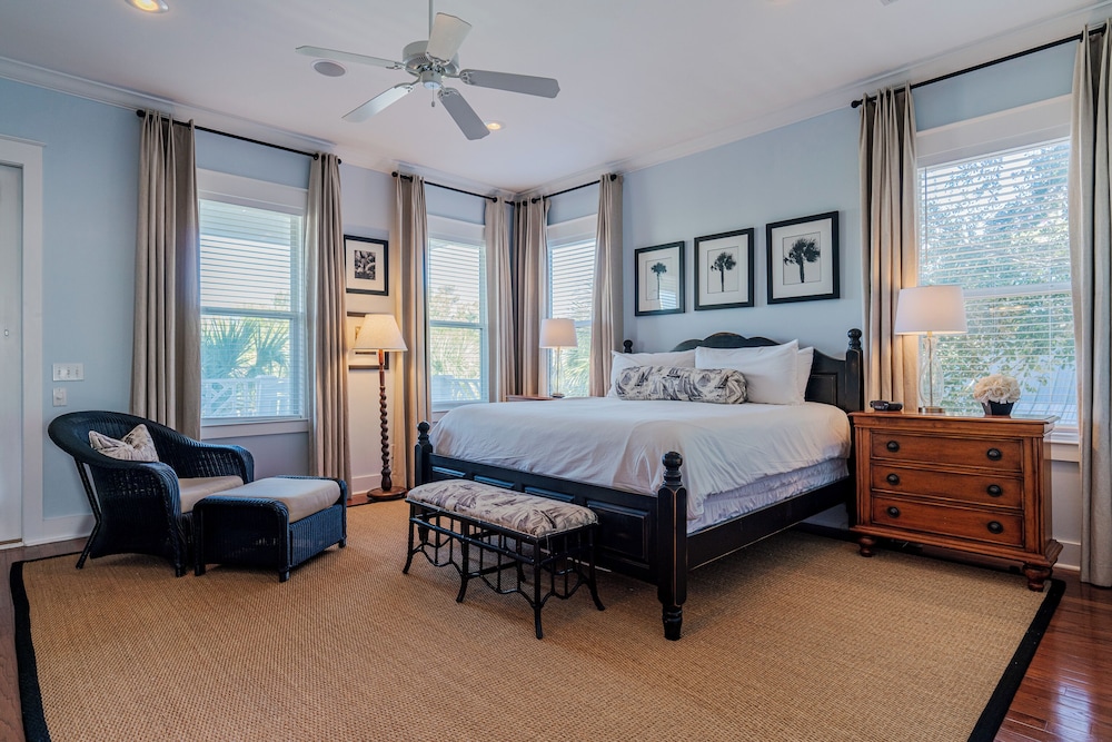 Pet Friendly Seacrest Home for 10 Resort Pool Beach Shuttle - photo 6