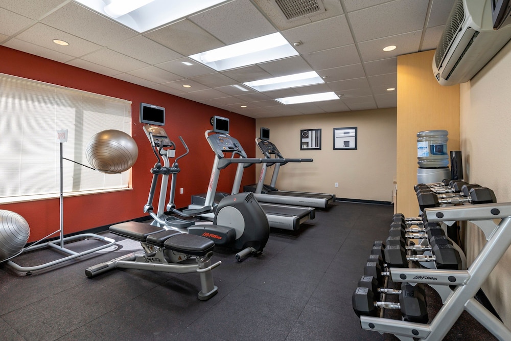 TownePlace Suites by Marriott Vincennes - photo 25