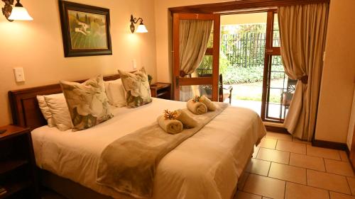 Luxury En Suite King Room @ 4 Star Guest House — 4-Star Luxury Hotel in Middelburg, South Africa