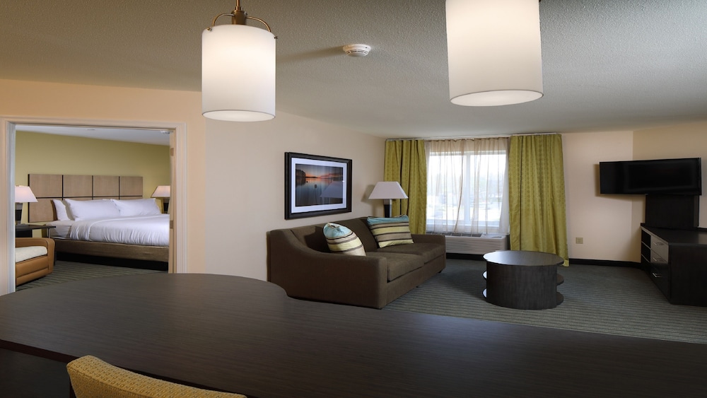 Candlewood Suites Newark South University Area by IHG - photo 6