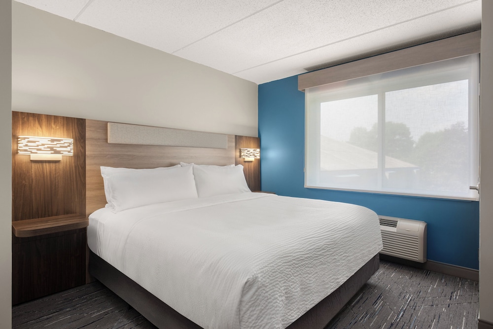 Holiday Inn Express & Suites Hawthorne Elmsford North by IHG - photo 24