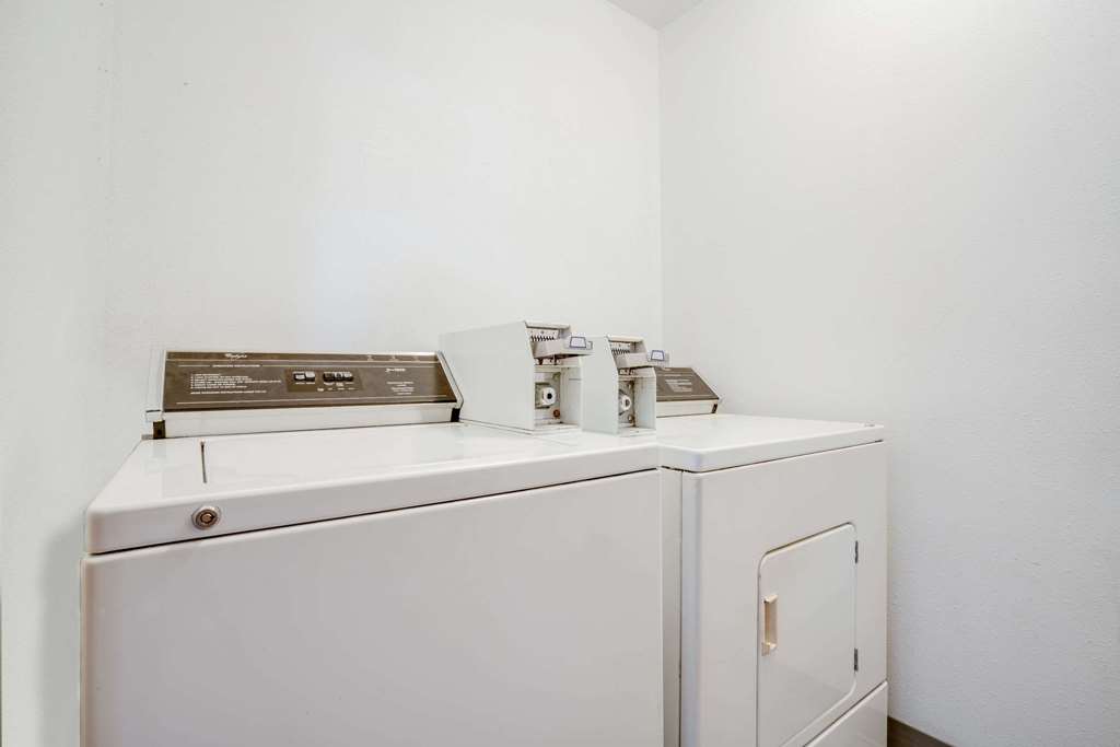 Super 8 by Wyndham Tomah Wisconsin - photo 15