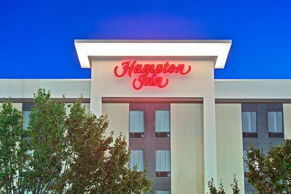Hampton Inn Huntington Barboursville - photo 34