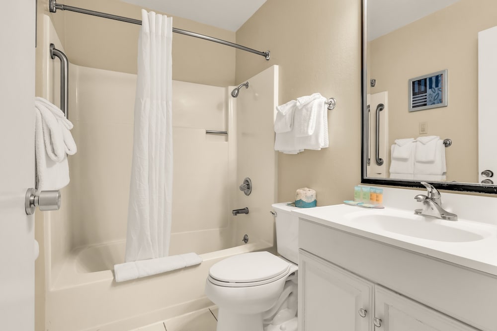Scottish Fairway Inn - photo 4