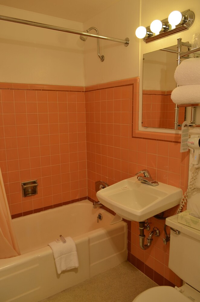 Travelodge by Wyndham Eugene Downtown University of Oregon - photo 50