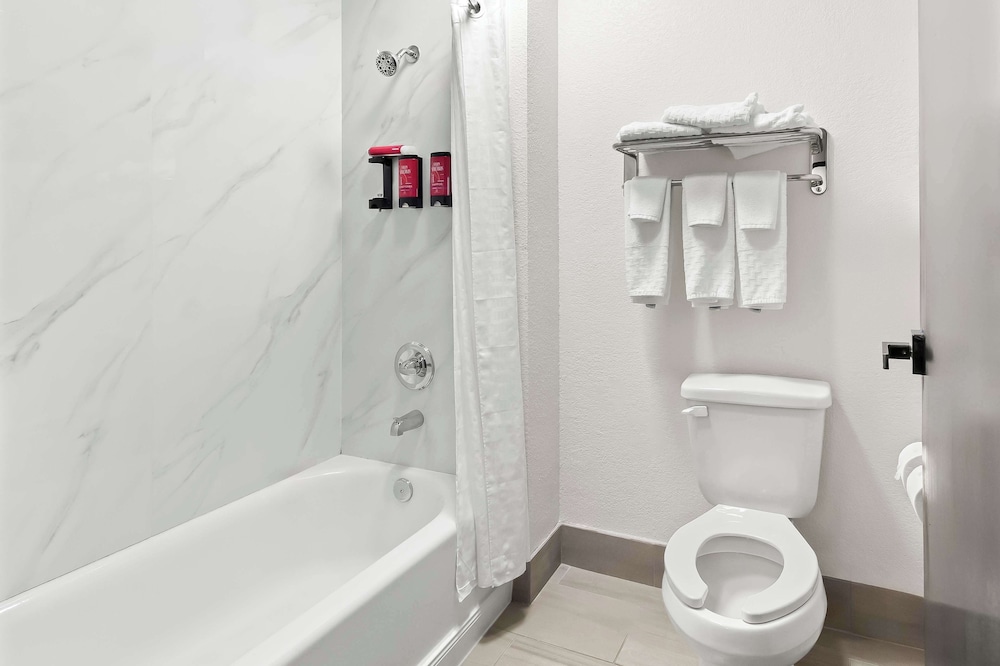 SureStay by Best Western Groves - photo 20