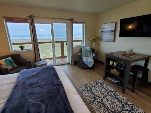 Moonstone Beach Motel - photo 66