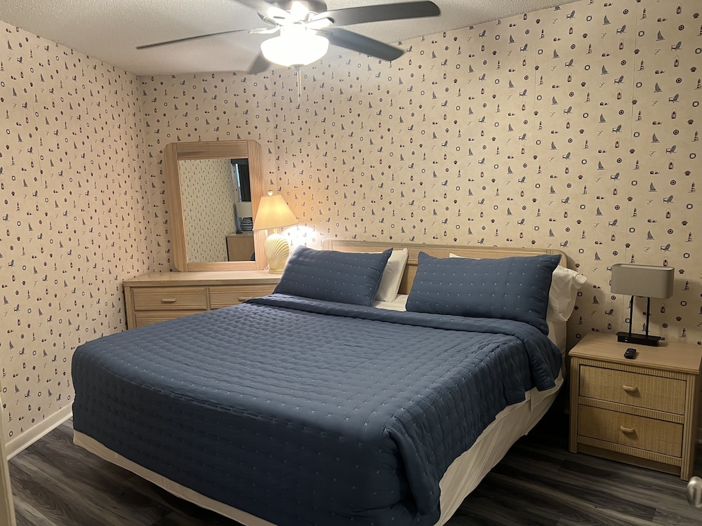 Royal Garden Resort 504 2 Bedroom Condo by RedAwning - photo 2