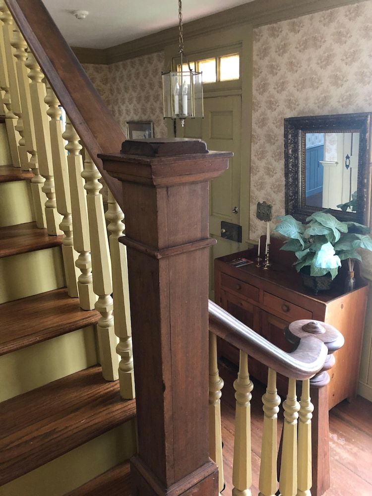 War Hill Inn - photo 23