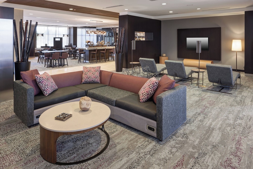 Courtyard Phoenix Chandler Fashion Center - photo 3