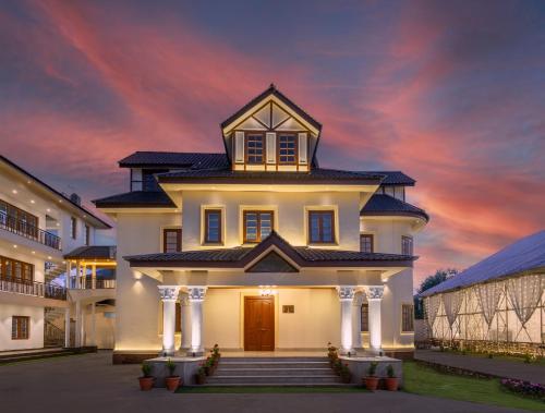 Moghal Mahal Resort Rajbagh Srinagar in Srinagar, India