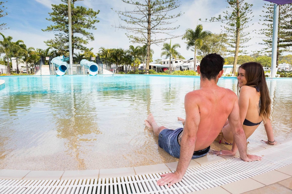 Tallebudgera Creek Tourist Park in Palm Beach, Australia