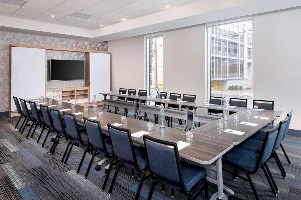 Hyatt House Nashville at Vanderbilt - photo 22