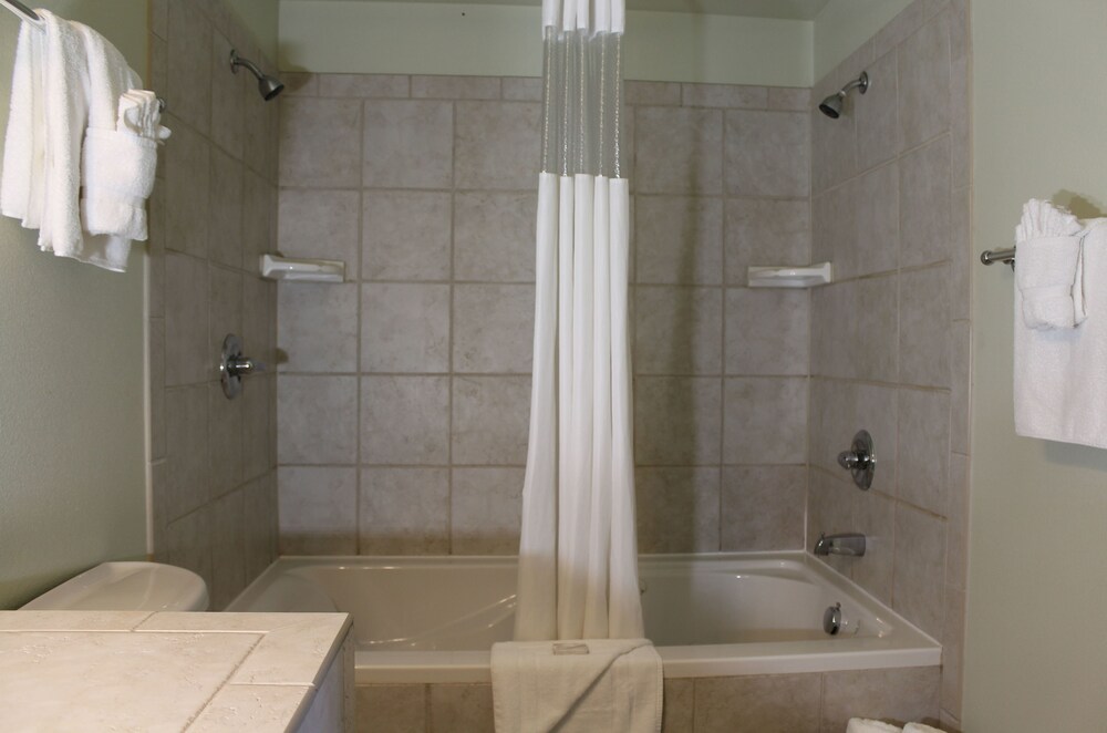 Anacortes Ship Harbor Inn - photo 31