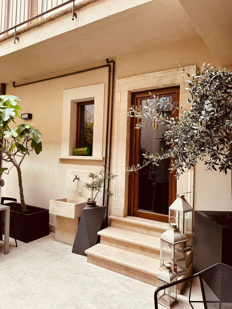 Albergo Diffuso Ginevra Boutique Rooms in L'aquila, Italy