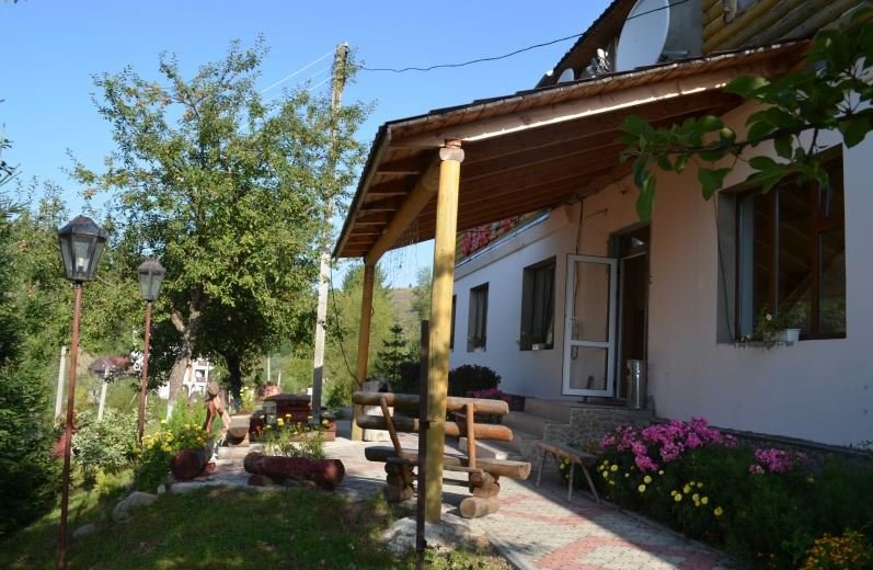 Oberig in Pylypets, Ukraine